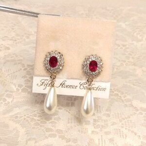 Vintage Red Garnet & Clear Crystal Pearl Gold Tone Dangle Drop Earrings